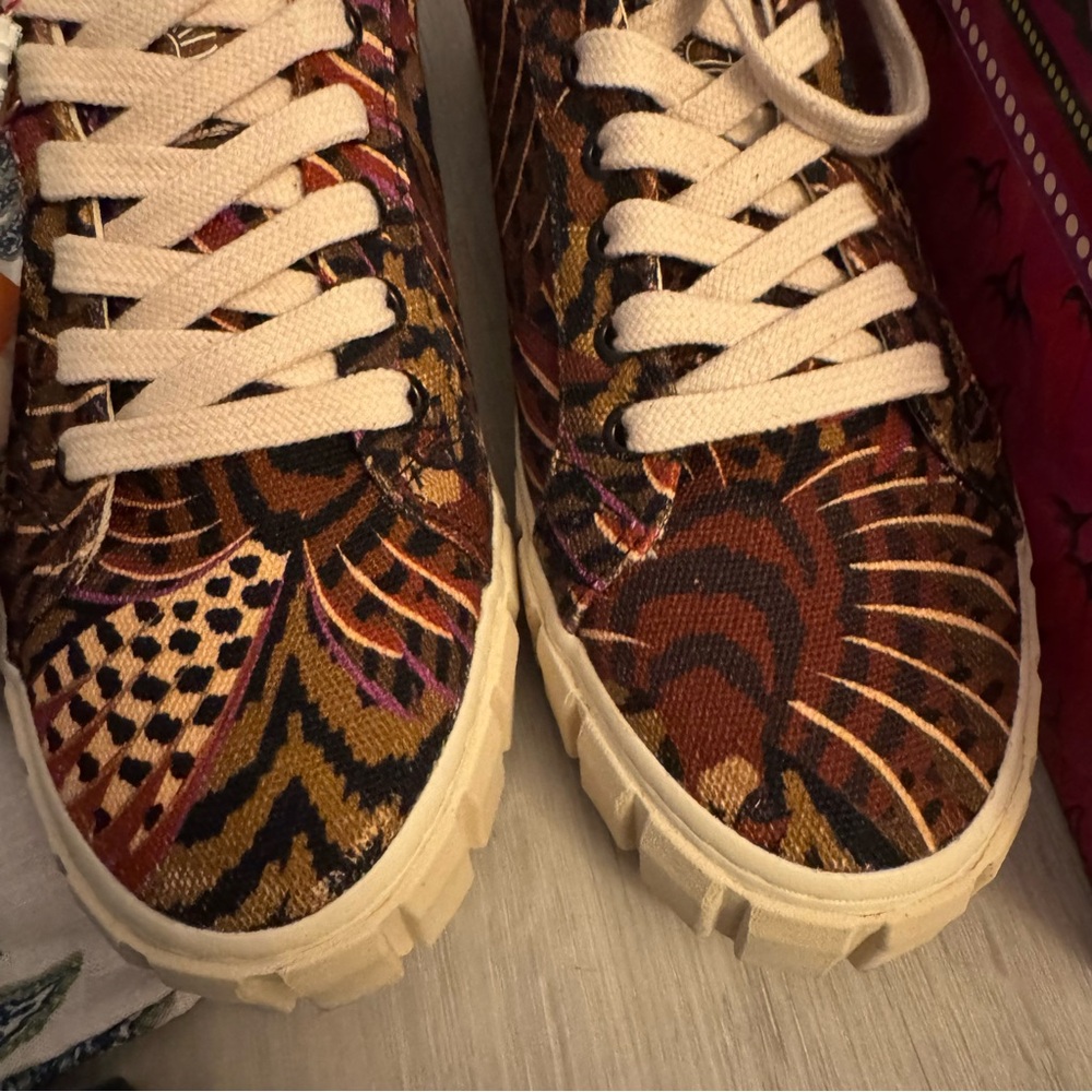 FARM Rio Multicolor Patterned Platform Sneakers - Picture 9 of 11